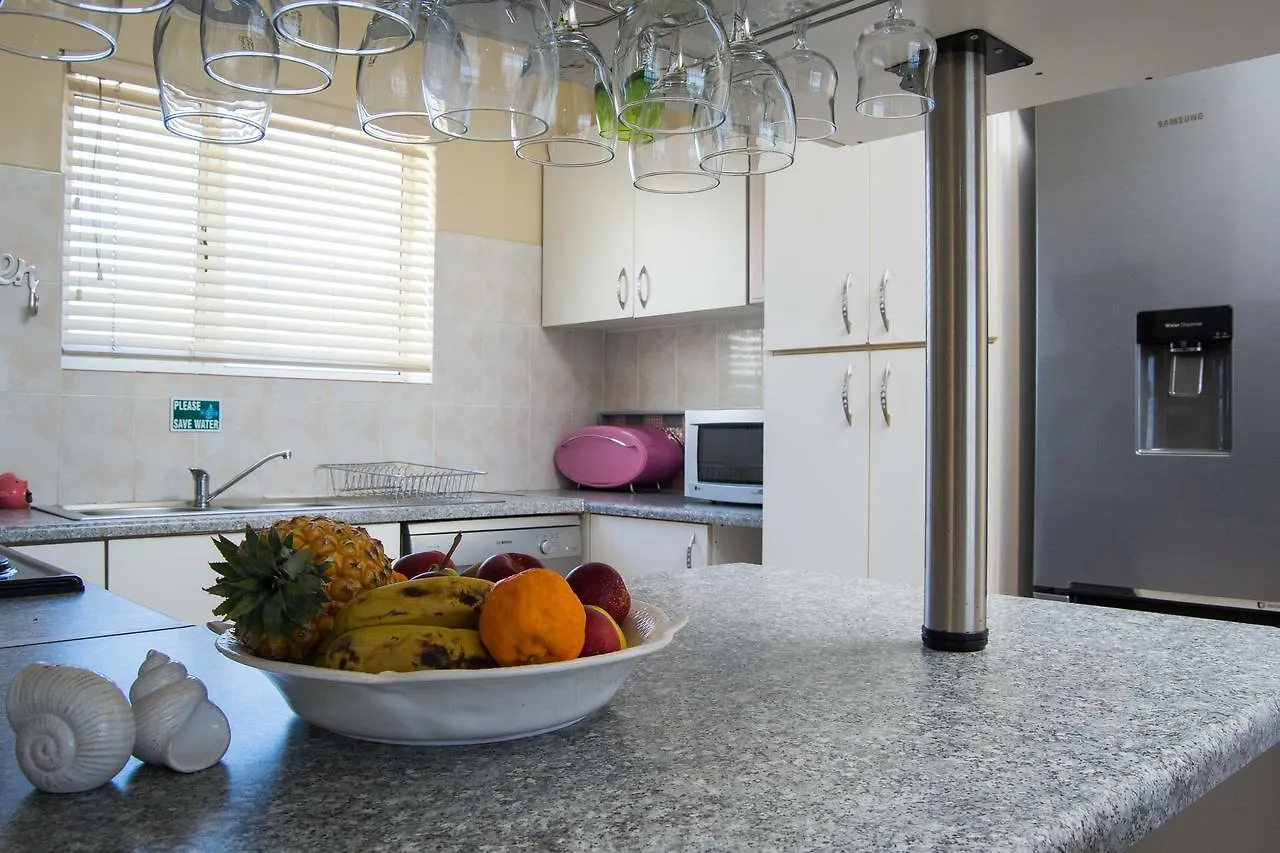 Island View F5 Apartment Melkbosstrand